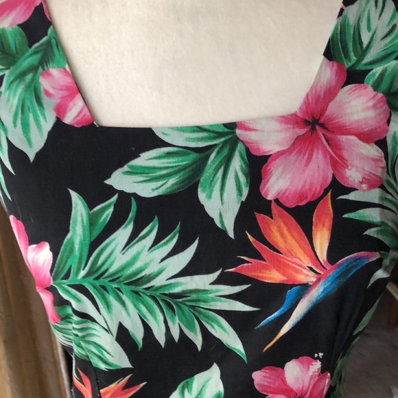 Hawaiian Print Sheath Dress - Picture 2 of 3